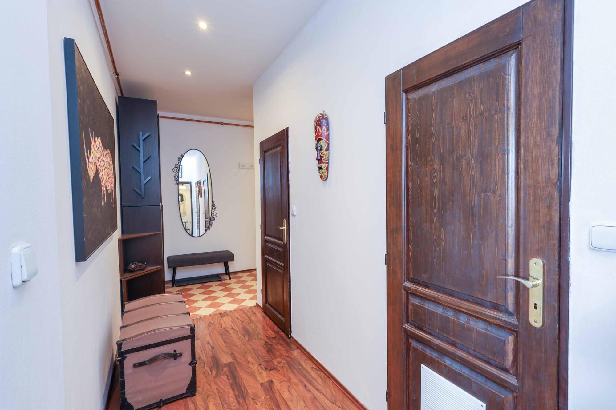 Cozy & Spacious Family Stay Near Train Station Bratysława Zewnętrze zdjęcie