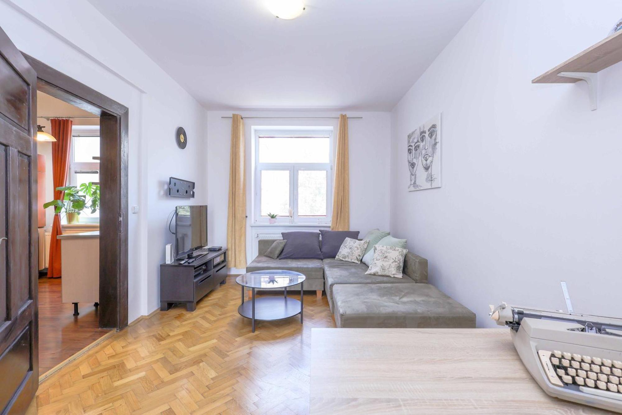 Cozy & Spacious Family Stay Near Train Station Bratysława Zewnętrze zdjęcie
