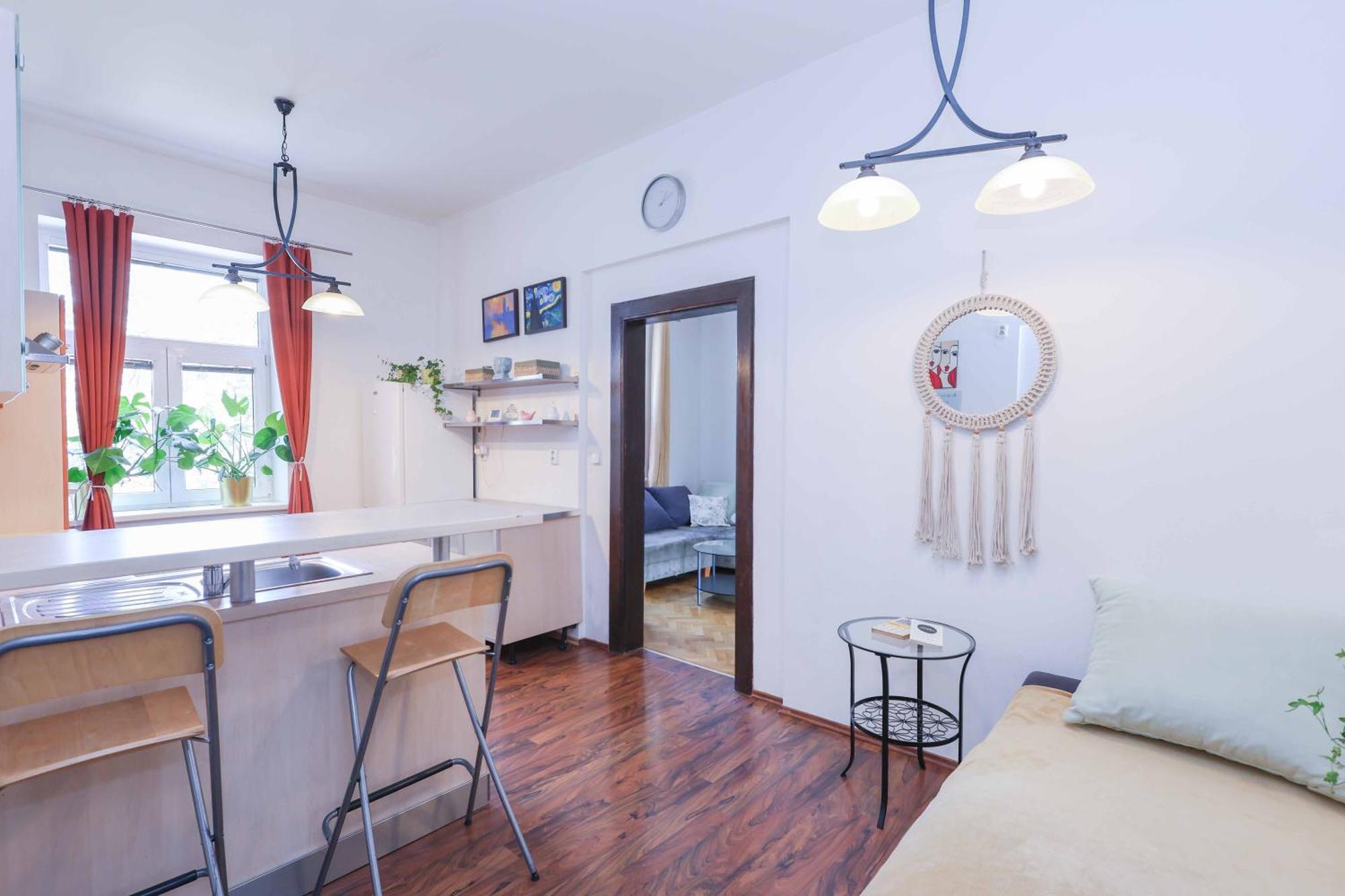 Cozy & Spacious Family Stay Near Train Station Bratysława Zewnętrze zdjęcie
